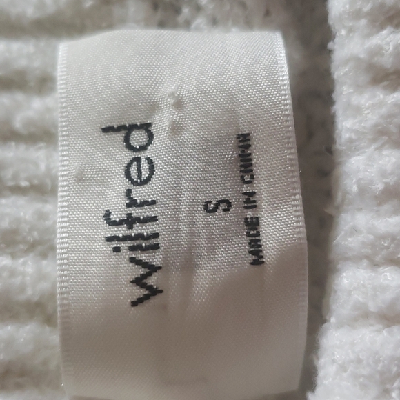 Wilfred Mock Neck Sweater - Picture 12 of 13